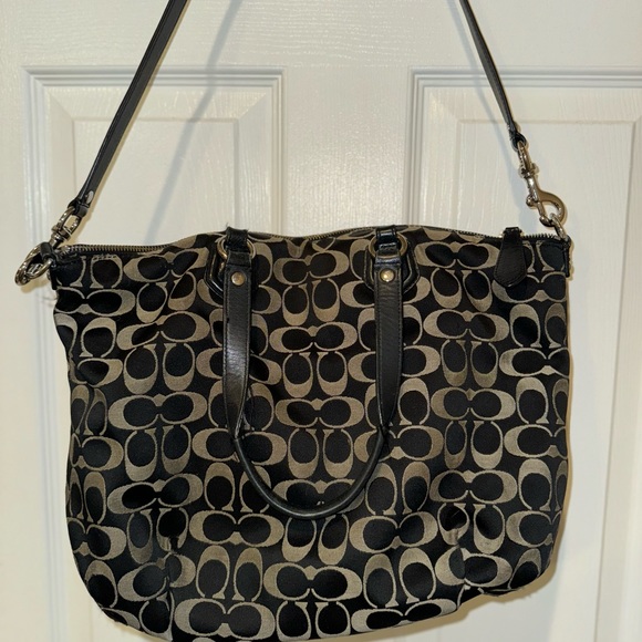 COACH ASHLEY SIGNATURE NORTH/ SOUTH SATCHEL - Picture 8 of 9